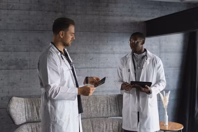 Disabled Parking: Clinic Clinic for Disabled Parking - Public Transport Routes To Kingston: Private Microsuction Ear Wax Removal In Kingston-upon-Tha...